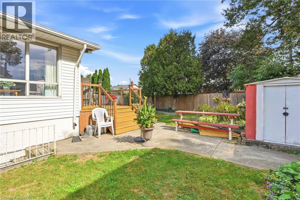 137 TERRACE Drive - Image 32