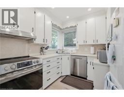 Bedroom - 137 Terrace Drive, Hamilton, ON L9A2Y8 Photo 10