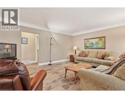 2pc Bathroom - 137 Terrace Drive, Hamilton, ON L9A2Y8 Photo 6