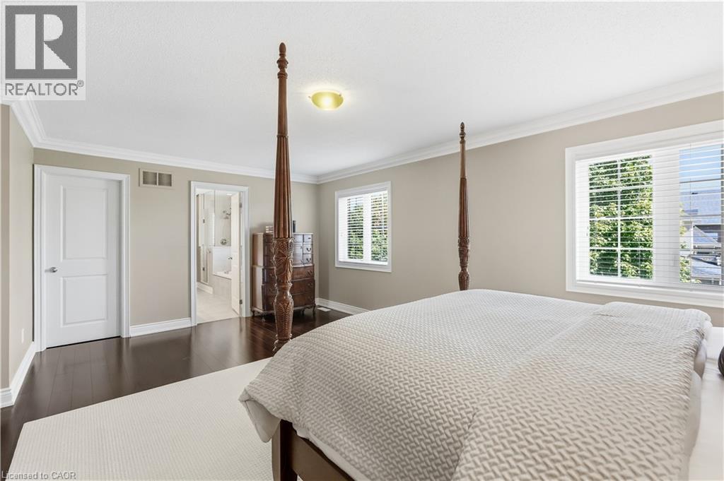 136 SUTHERLAND Crescent - 32