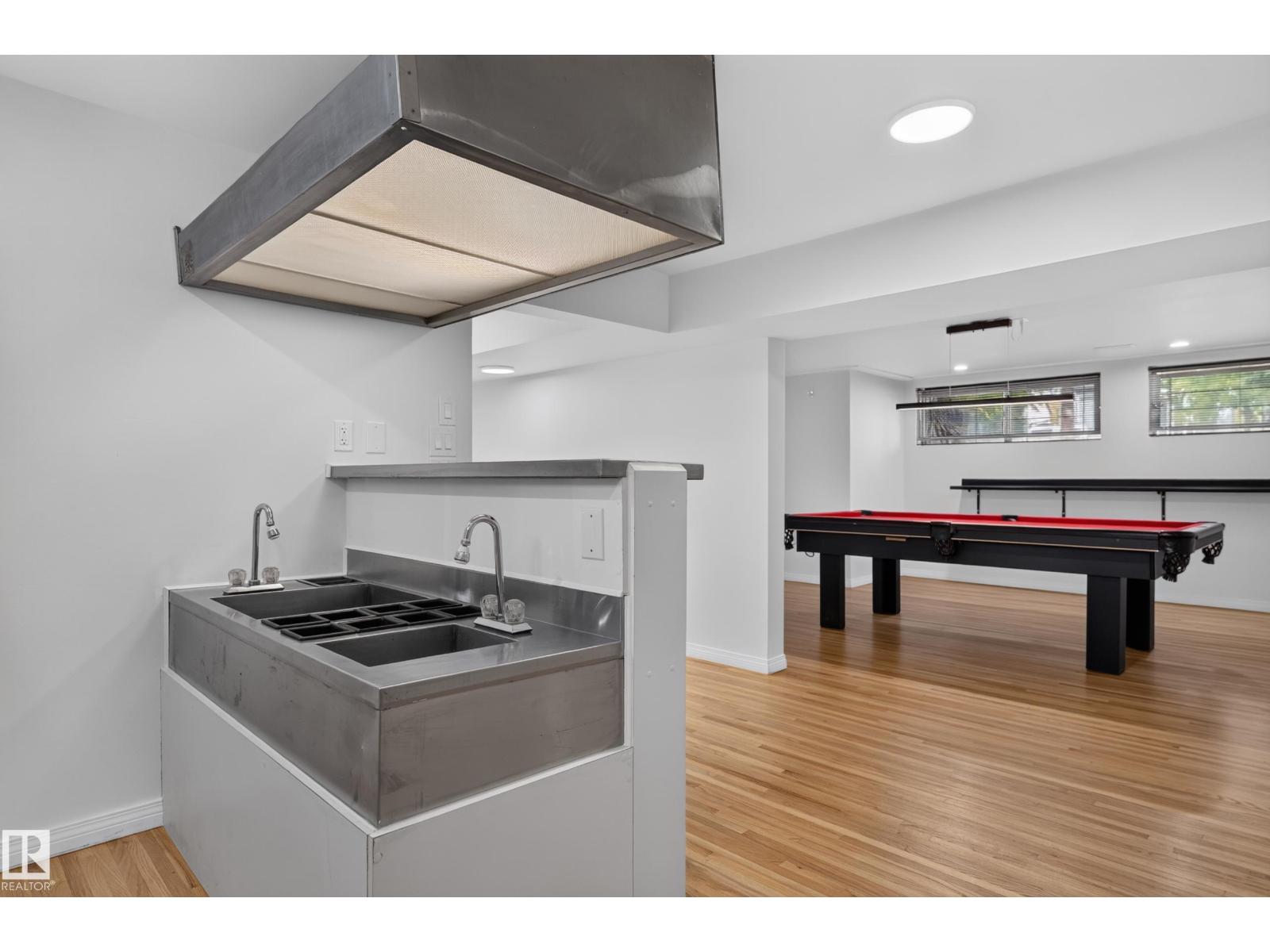 4813 115 AV NW - 31