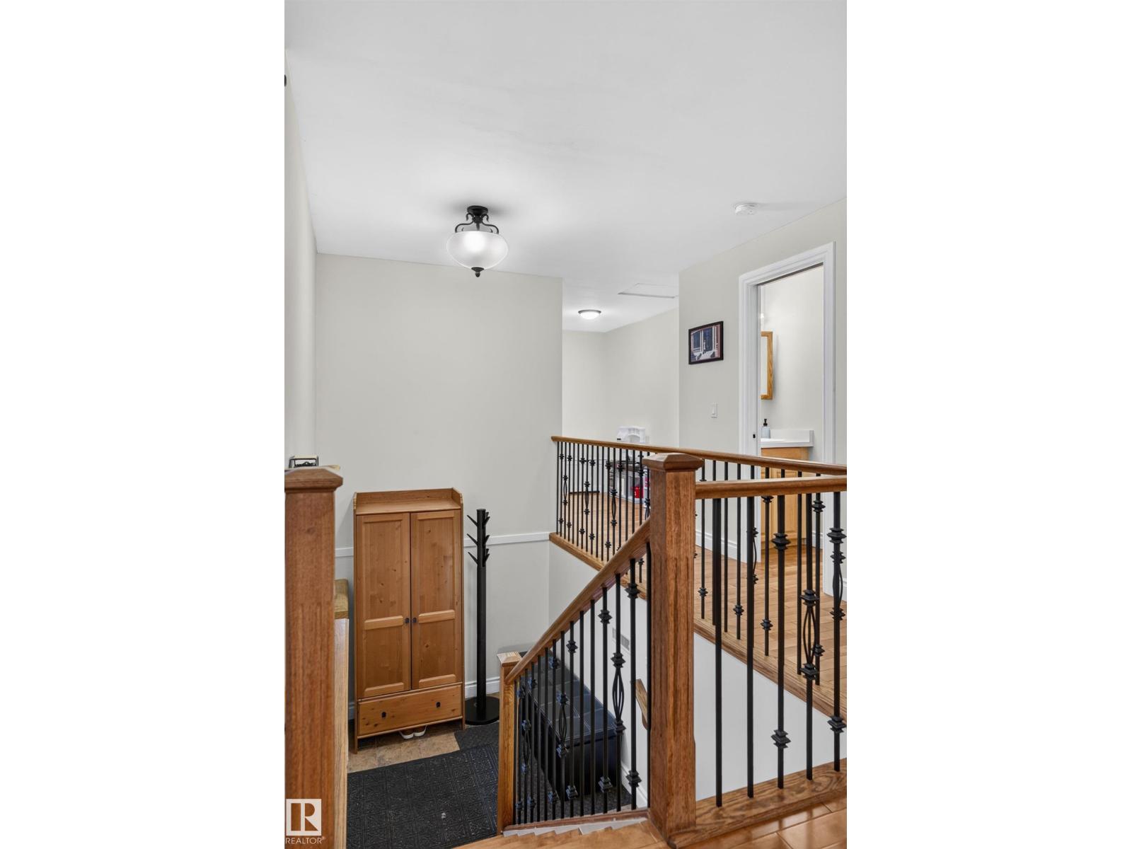 1594 69 Street NW - Image 25