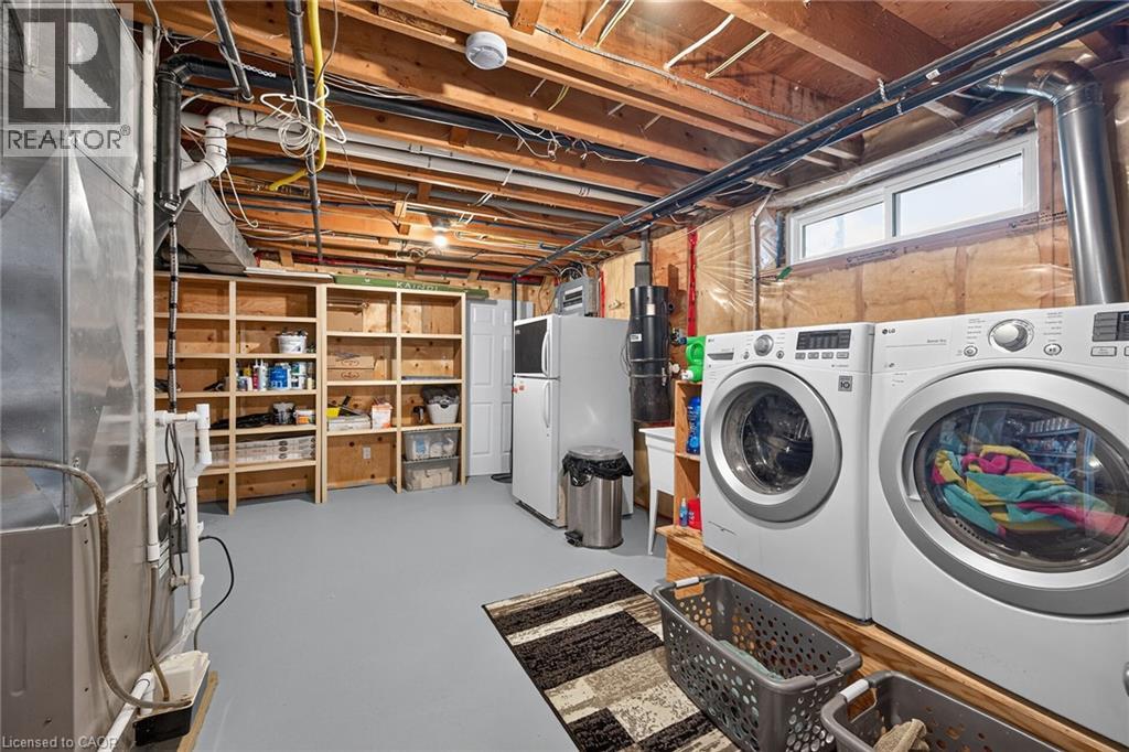 2 KEEN Street - Image 35