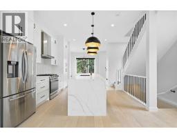 258 17 Avenue - photo 3