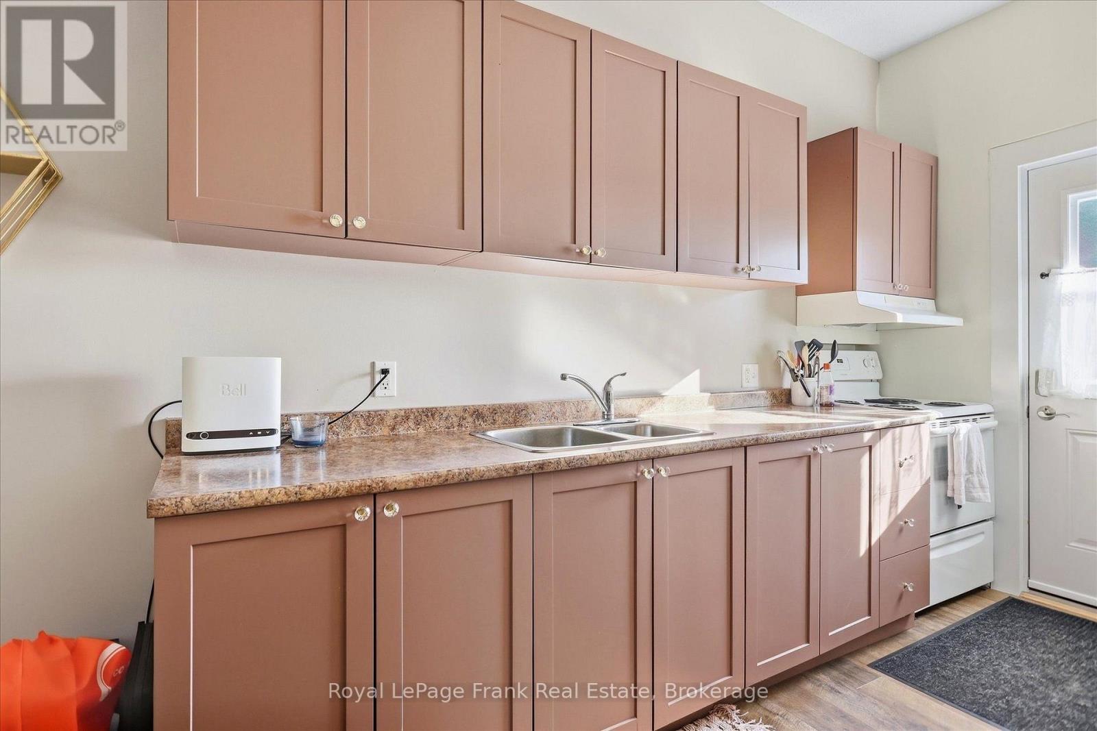 226 LAKE STREET - Image 16