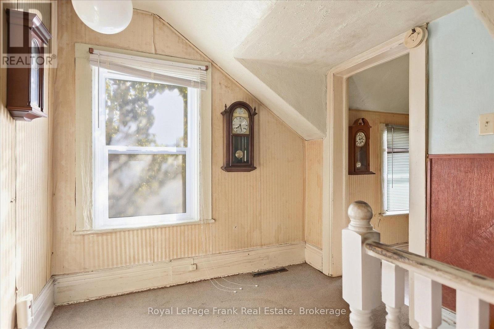 226 LAKE STREET - Image 32