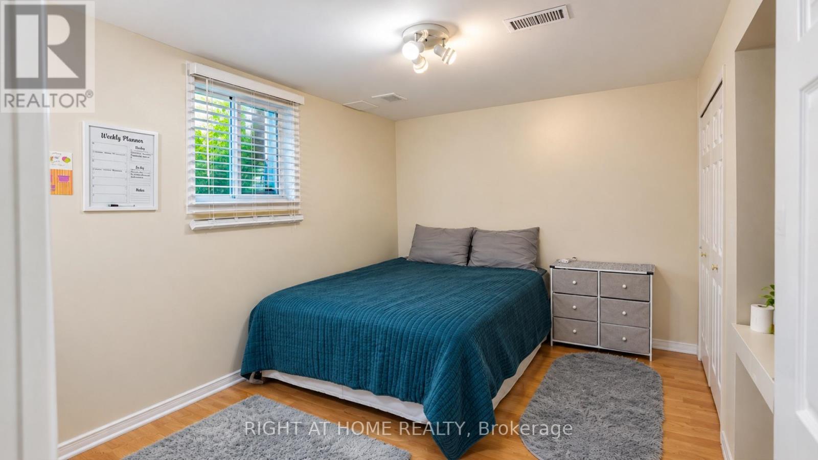 672 FARMBROOK CRESCENT - 25