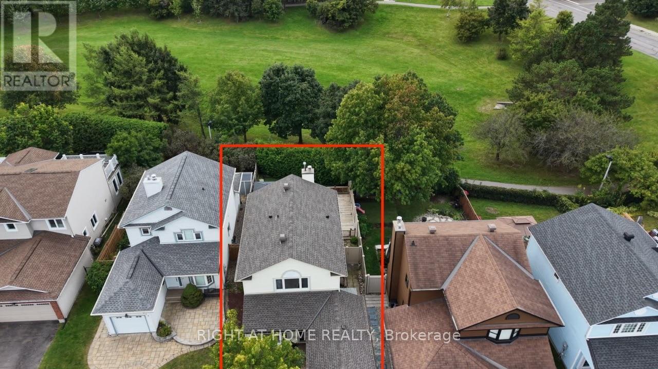 672 FARMBROOK CRESCENT - 31
