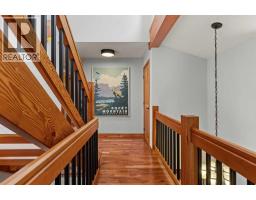 634 4 Street, Canmore, AB T1W2H3 Photo 34
