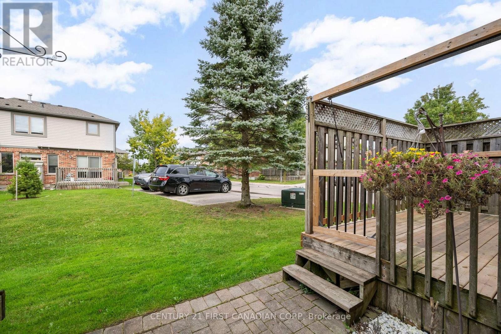 #135 600 HYDE PARK ROAD - 35