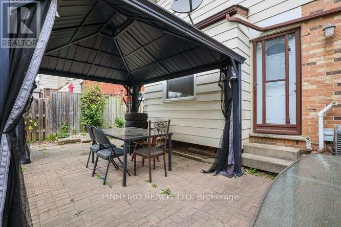 122 GARLAND LANE - 30