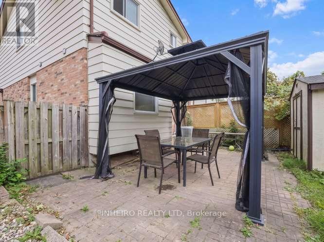 122 GARLAND LANE - Image 32