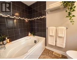 2482 Esprit Drive, Ottawa, ON K4A0S6 Photo 14