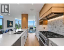 103 5388 Hill Rise Terr, Saanich, BC V8Y3K3 Photo 16