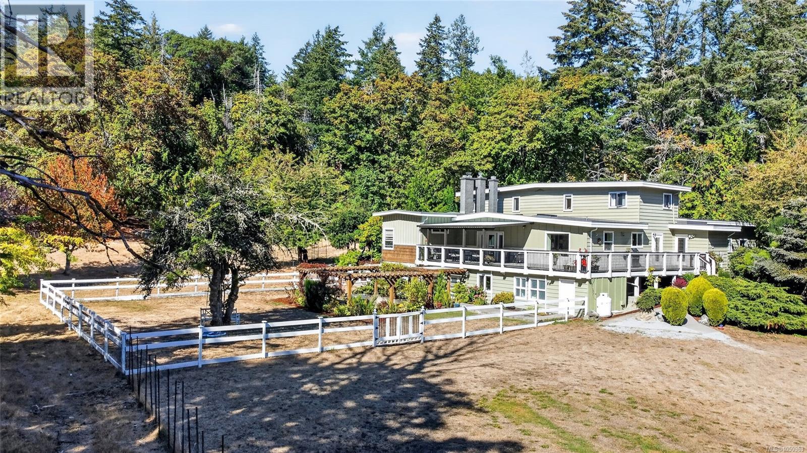 5209 Old West Saanich Rd - 2