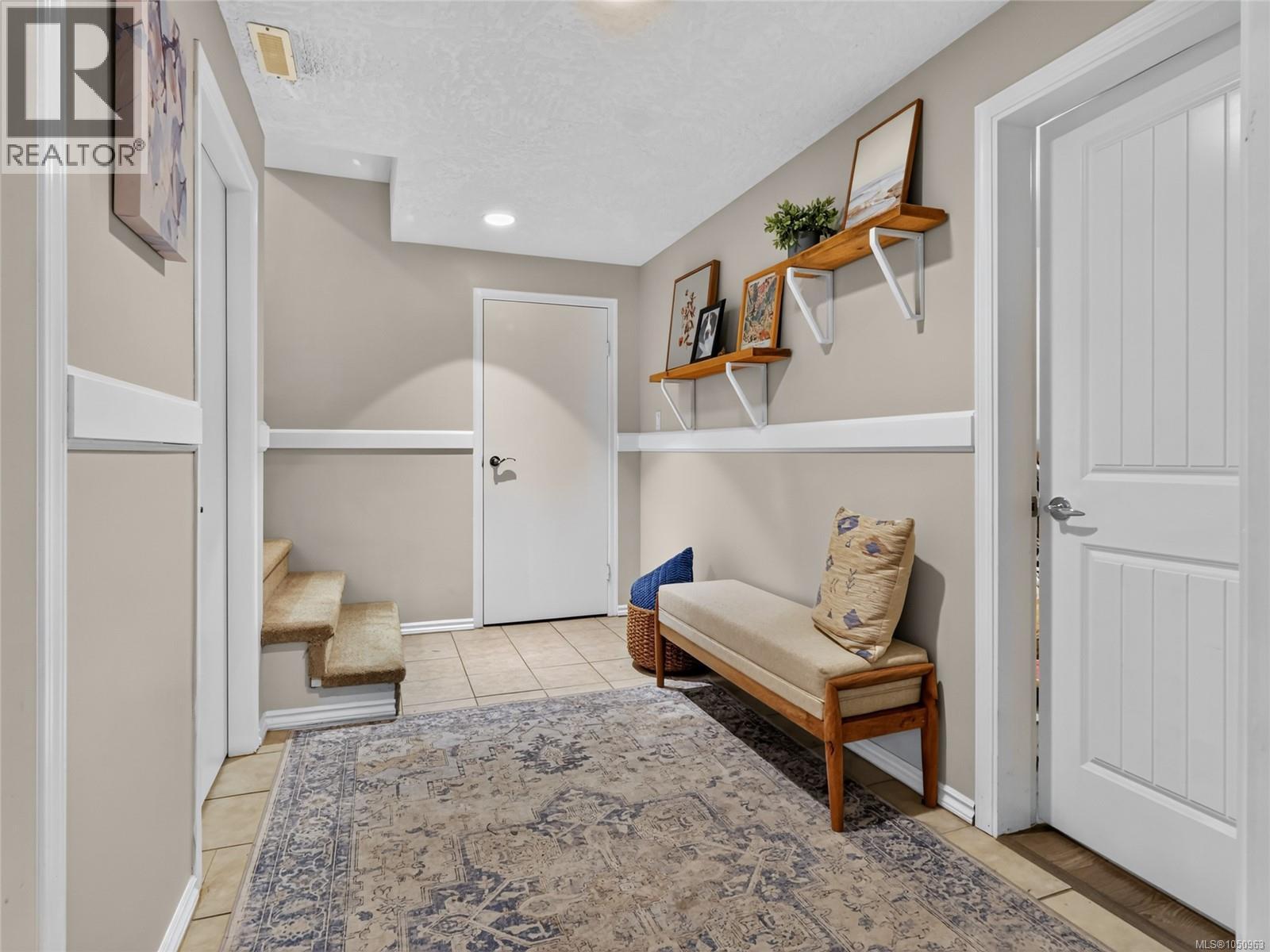 5209 Old West Saanich Rd - 40