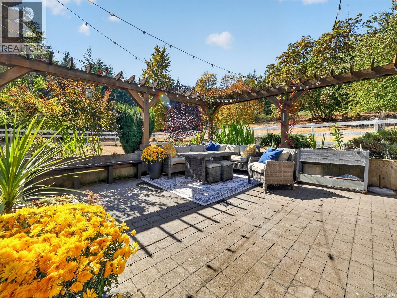 5209 Old West Saanich Road, Saanich