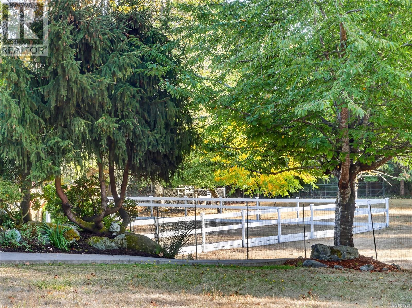 5209 Old West Saanich Rd - 70
