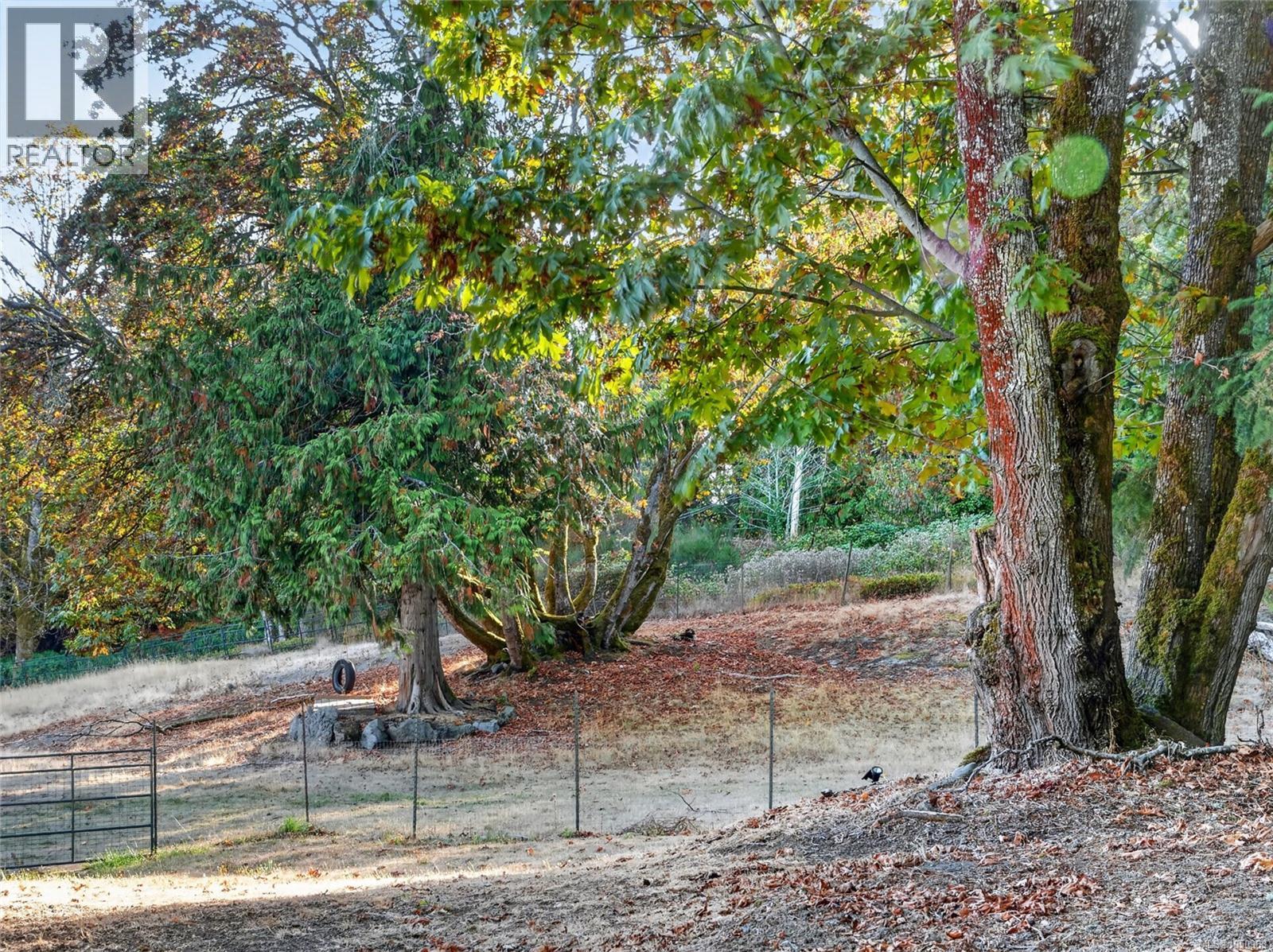 5209 Old West Saanich Rd - 71