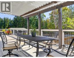 Living room - 5209 Old West Saanich Rd, Saanich, BC V8X3X1 Photo 25