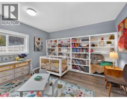 5209 Old West Saanich Rd, Saanich, BC V8X3X1 Photo 53