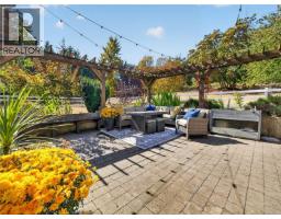 5209 Old West Saanich Rd, Saanich, BC V8X3X1 Photo 62