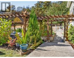 5209 Old West Saanich Rd, Saanich, BC V8X3X1 Photo 63