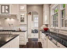 Laundry room - 3032 2 Street Sw, Calgary, AB T2S1T3 Photo 14