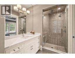 4pc Bathroom - 3032 2 Street Sw, Calgary, AB T2S1T3 Photo 33