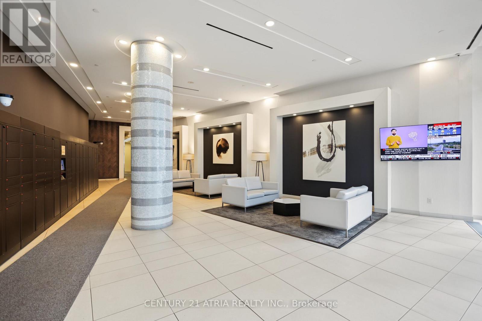 #2607 49 EAST LIBERTY STREET - 27