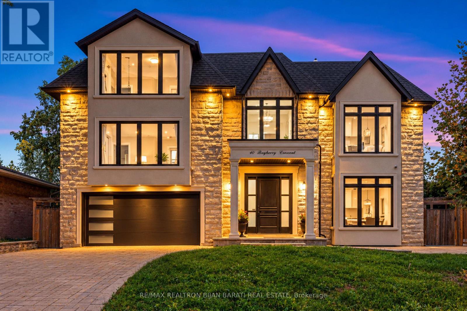 Photo of 10 Bayberry Crescent