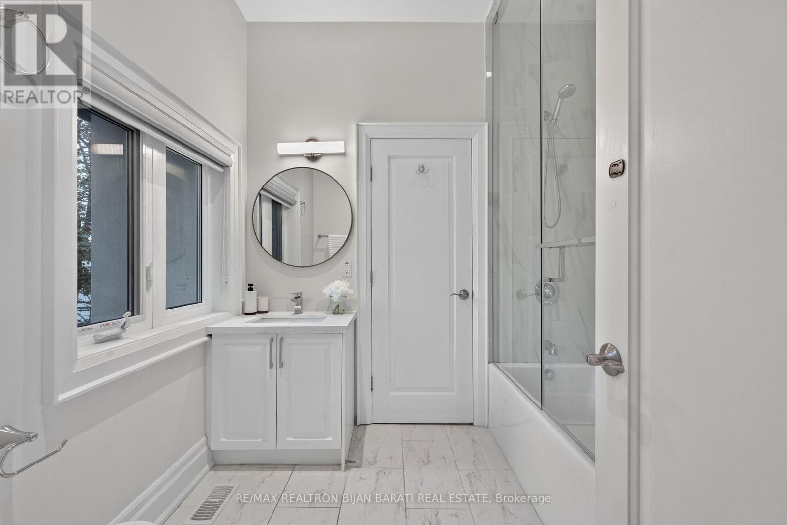 10 BAYBERRY CRESCENT - Image 33