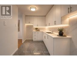 607 - 5 Glamorgan Avenue, Toronto, ON M1P4P1 Photo 11
