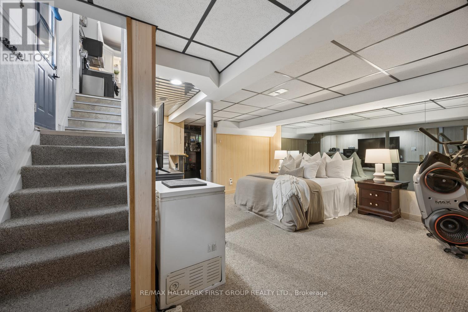 7 ELLENDALE DRIVE - Image 30