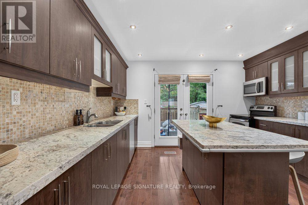 281B GLEBEMOUNT AVENUE - 12