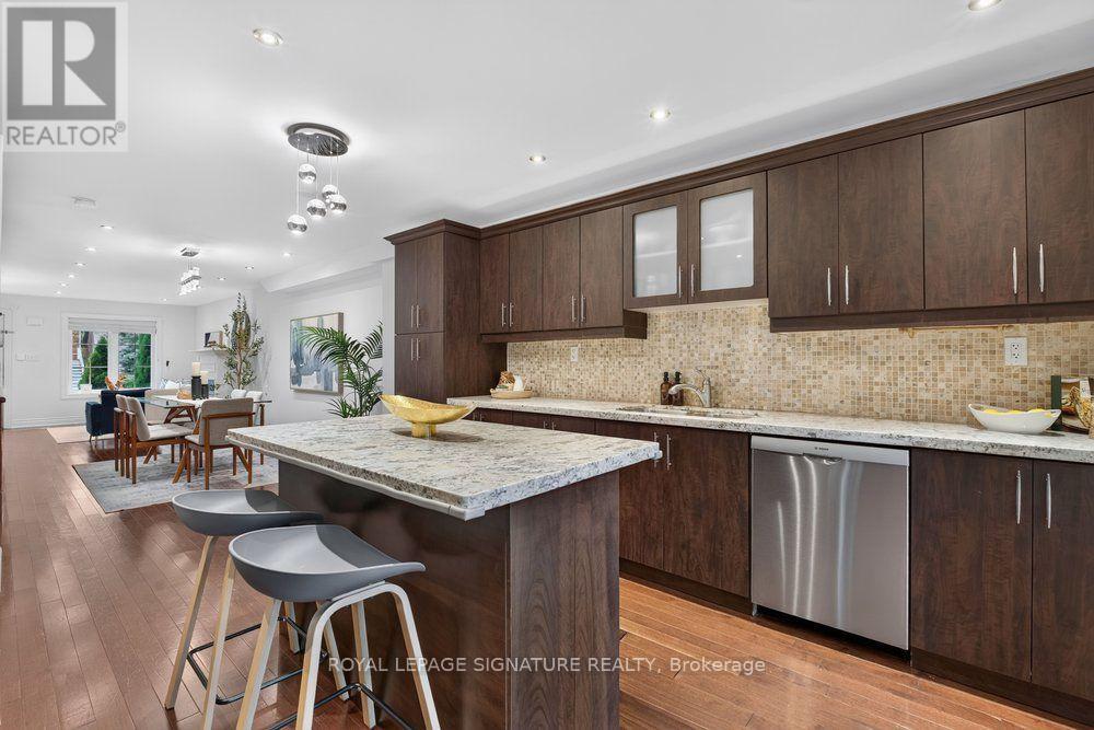 281B GLEBEMOUNT AVENUE - 13