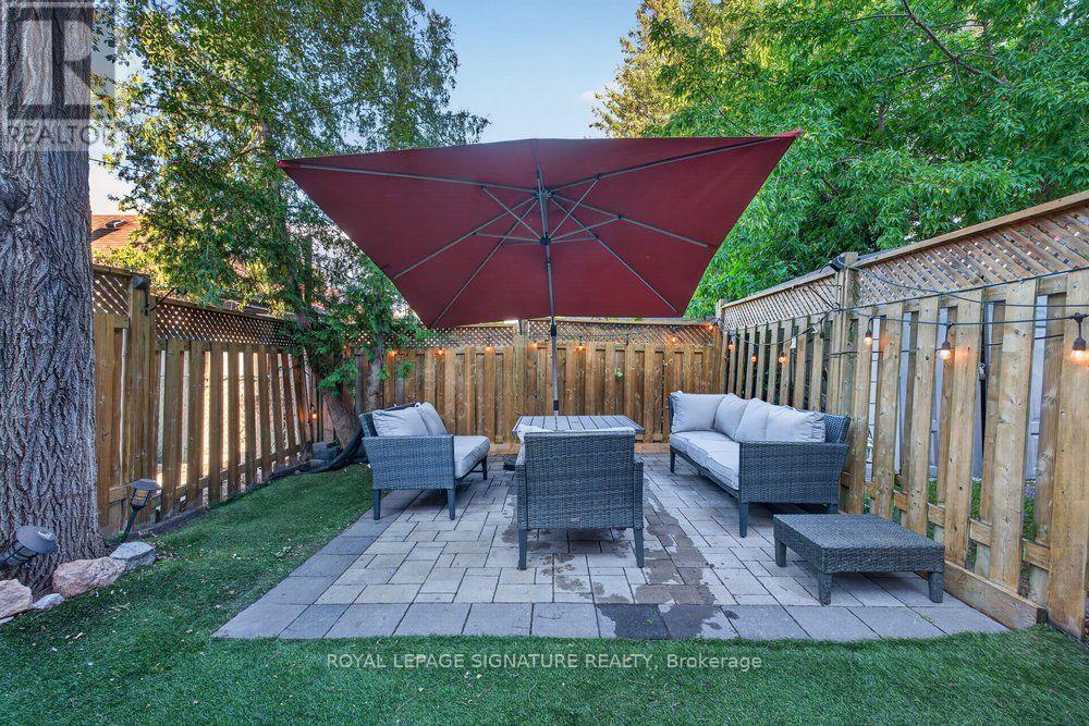 281B GLEBEMOUNT AVENUE - 38