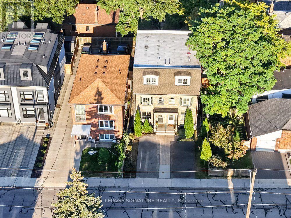 281B GLEBEMOUNT AVENUE - 40