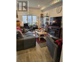 10 Gord Matthews Way, Uxbridge, ON L9P0E9 Photo 8