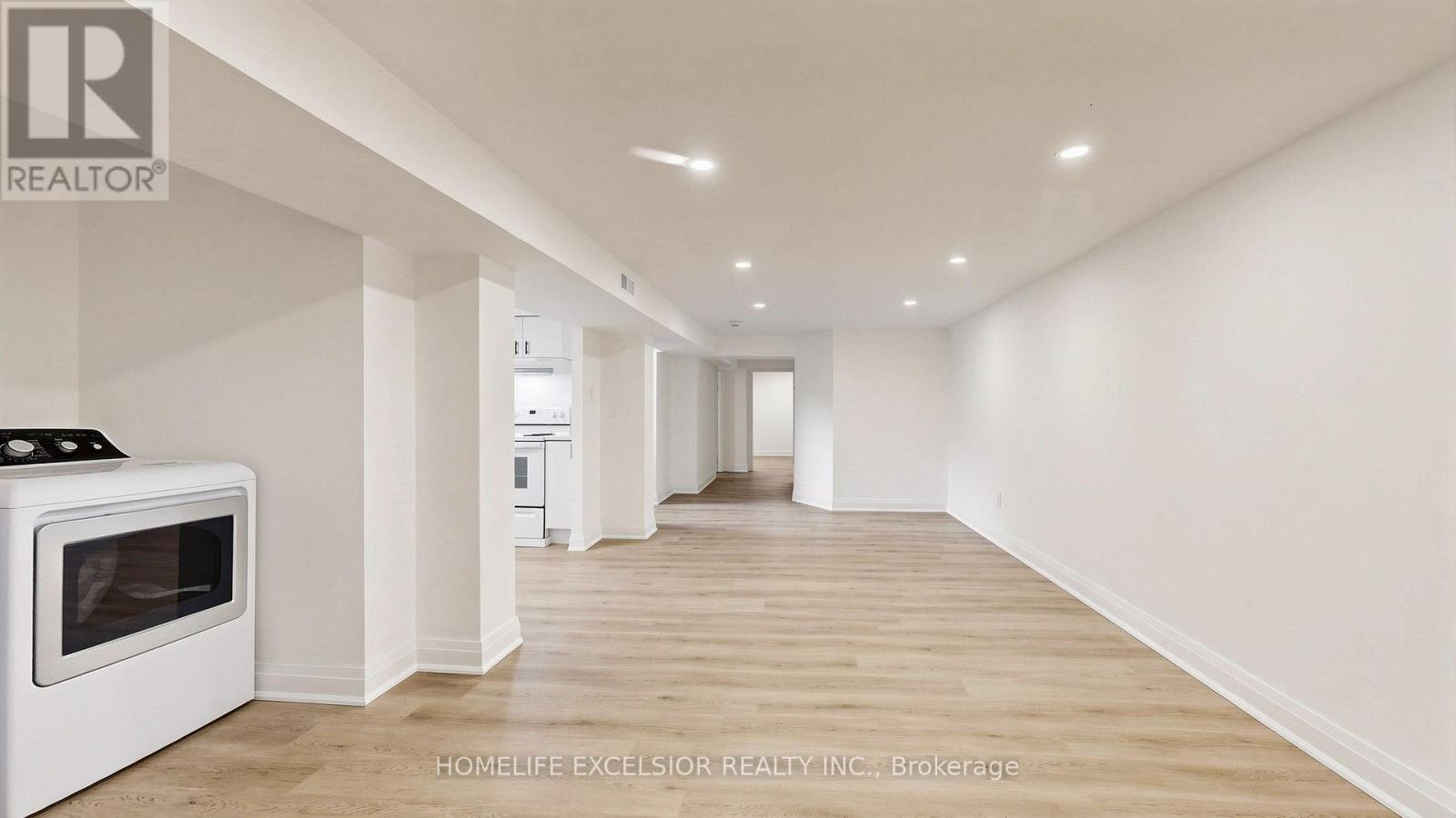 86 NEWBURY DRIVE - Image 28