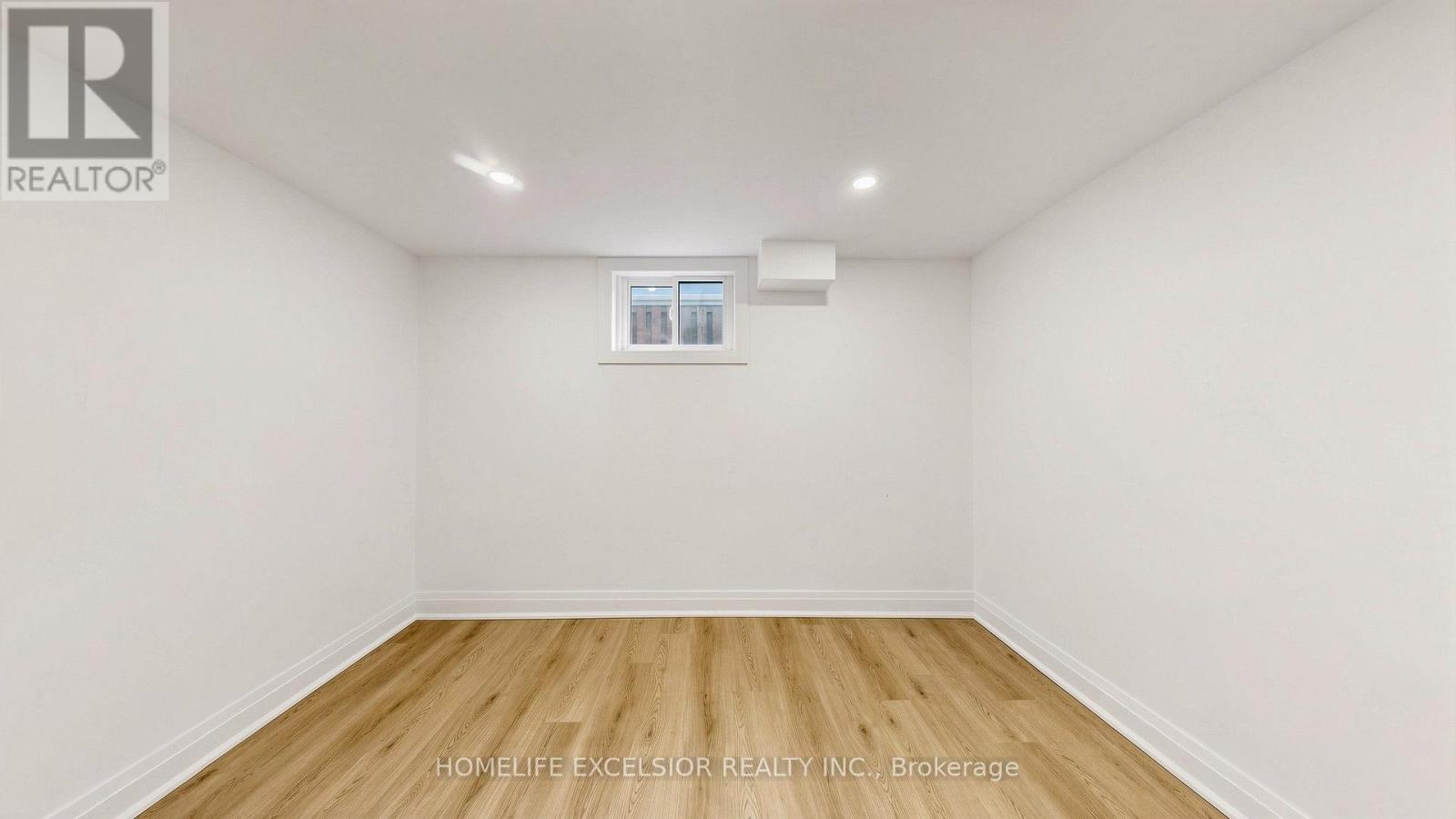 86 NEWBURY DRIVE - Image 36