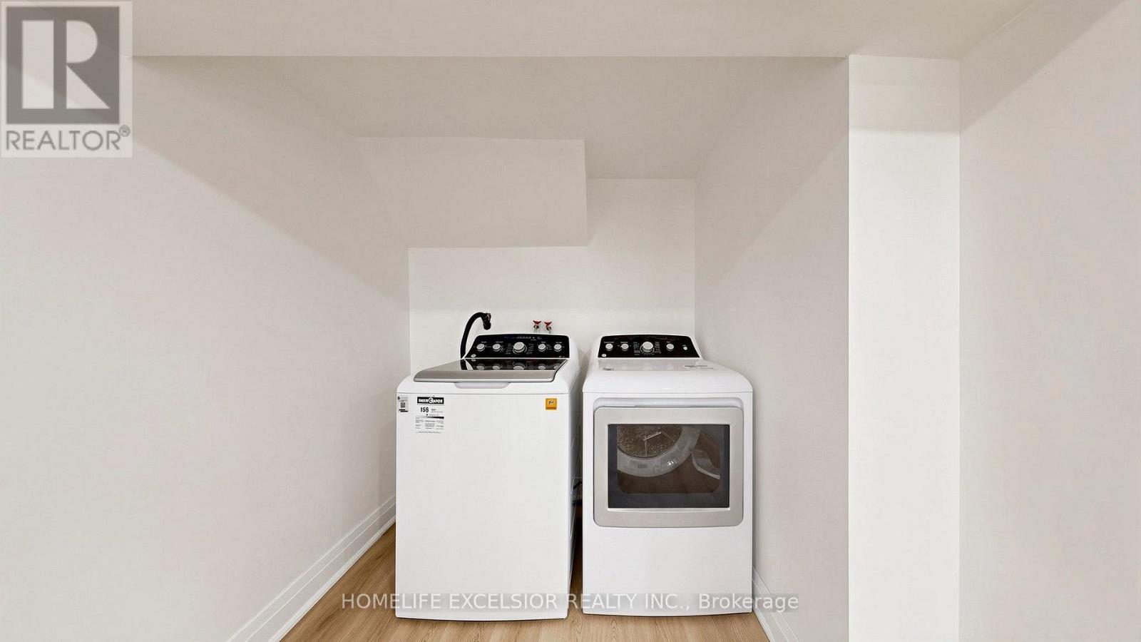 86 NEWBURY DRIVE - Image 38
