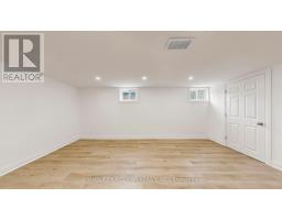 86 Newbury Drive, Newmarket, ON L3Y4R3 Photo 32