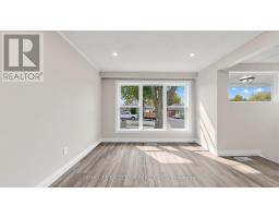 Bedroom 2 - 86 Newbury Drive, Newmarket, ON L3Y4R3 Photo 6
