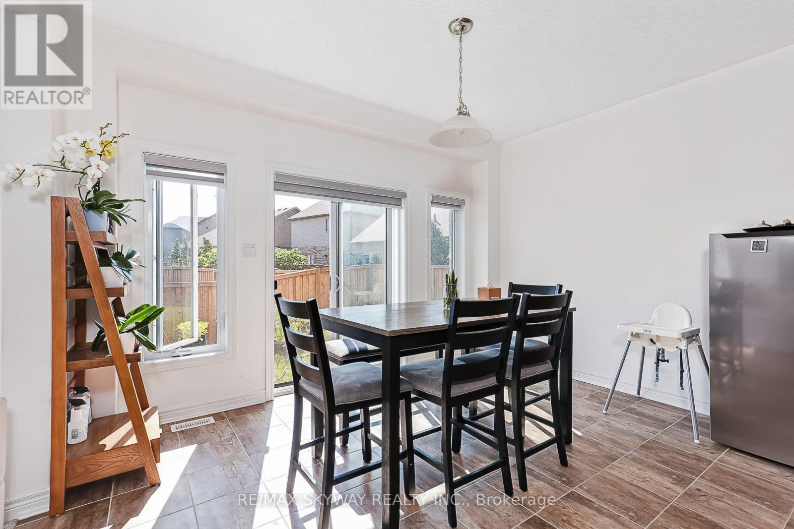 103 Plewes Drive, Collingwood photo 30