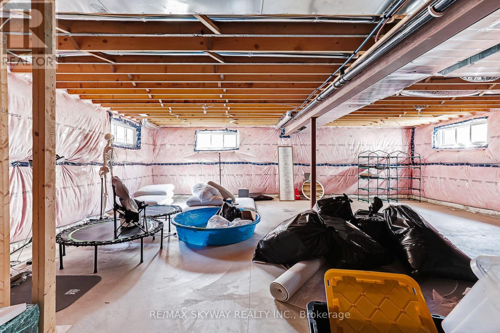 103 Plewes Drive West — photo 46