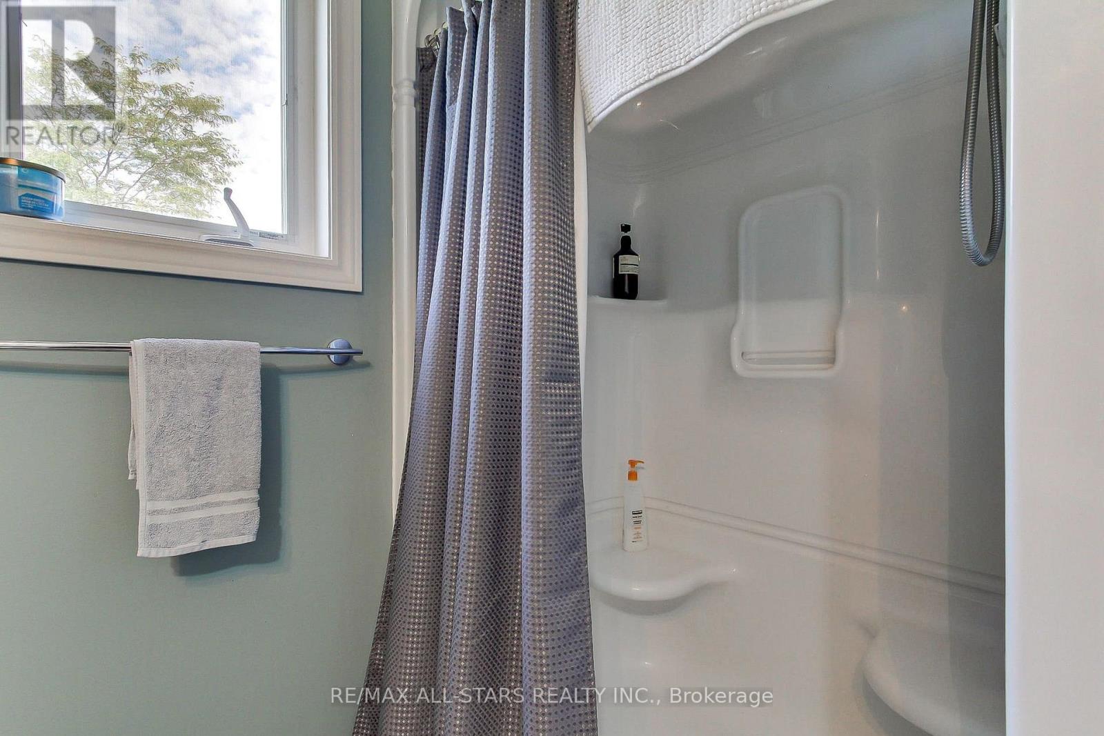 4020 MARGARET ORR BOULEVARD - Image 24