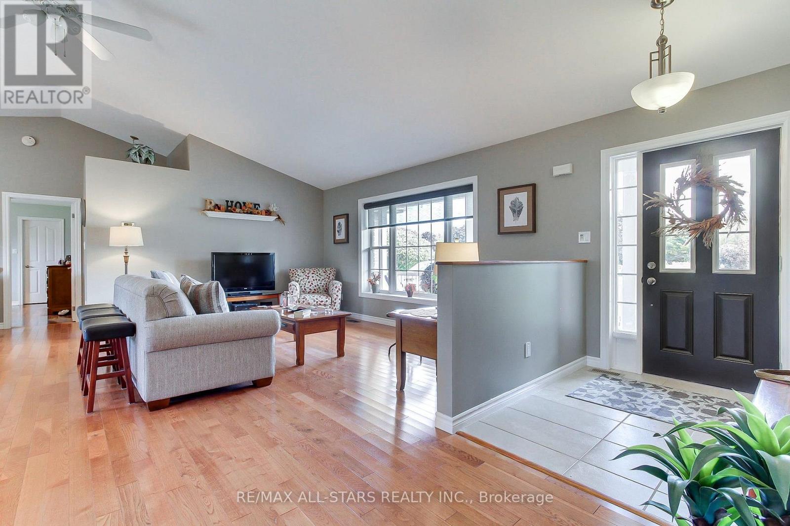 4020 MARGARET ORR BOULEVARD - Image 9