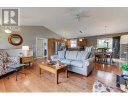4020 Margaret Orr Boulevard, Ramara, ON L3V6H6 Photo 12