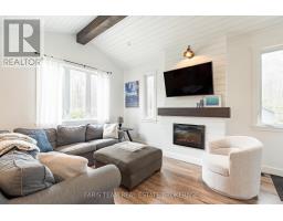 1720 Tay Point Road, Penetanguishene, ON L9M1X7 Photo 13
